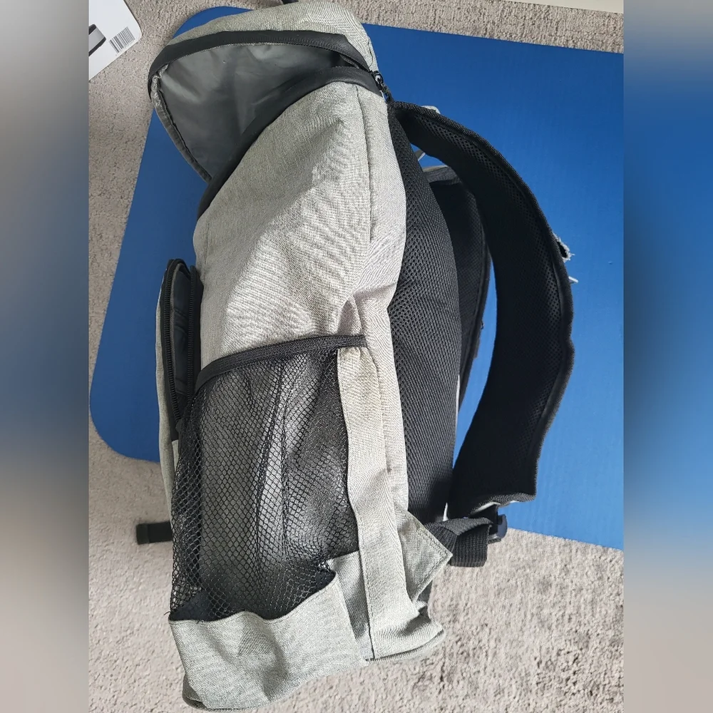 Backpack Cooler - Picture 4 of 5